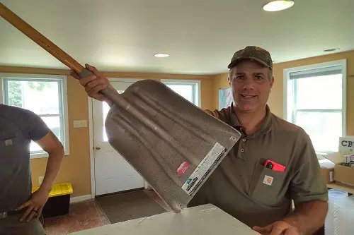 Steve Groff showing his hemp shovel we distribute